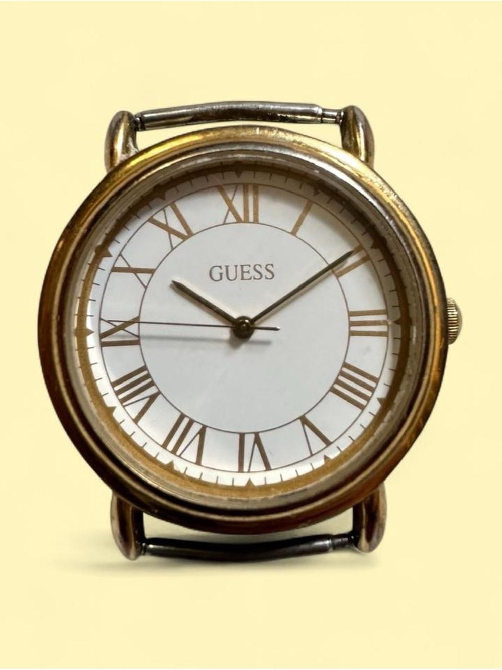 Vintage 1990s GUESS Round Gold Tone Roman Numeral Quartz Watch - White Dial